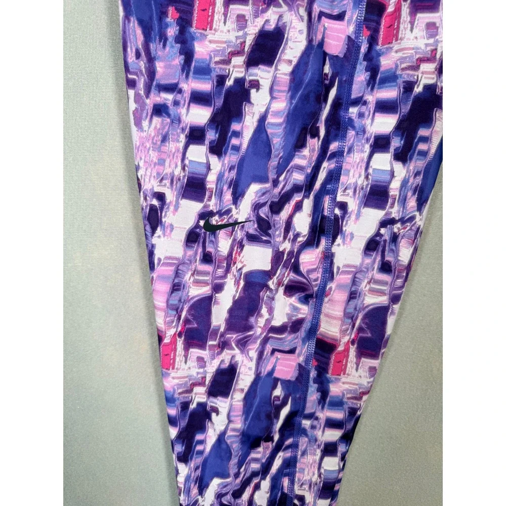Nike Pro Dri-FIT Womens 1X Purple Abstract Glitch Print Training Legging‎